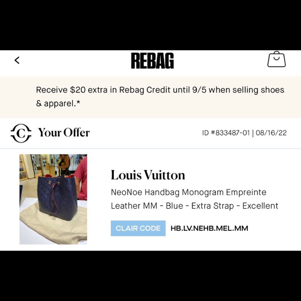 Louis Vuitton
NeoNoe Handbag Monogram Empreinte Leather MM - Picture 16 of 16